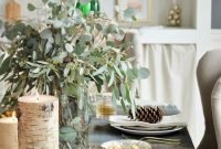 Stunning Christmas Dining Table Decoration Ideas 47
