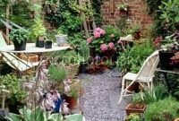 Attractive Small Patio Garden Design Ideas For Your Backyard 32