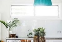 Elegant Beach Coastal Style Kitchen Decor Ideas 18