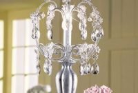 Pretty Chandelier Lamp Design Ideas For Your Bedroom 41
