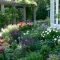 Smart Garden Design Ideas For Front Your House 19