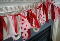 Stunning Red Home Decor Ideas For Valentines Day 43