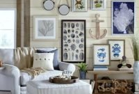 Stylish Coastal Themed Living Room Decor Ideas 20