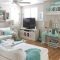 Stylish Coastal Themed Living Room Decor Ideas 43