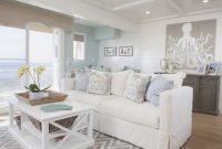 Stylish Coastal Themed Living Room Decor Ideas 47