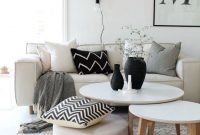 Affordable Apartment Living Room Design Ideas With Black And White Style 22