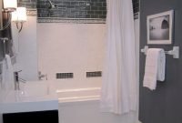 Cheap Bathroom Remodel Design Ideas 18