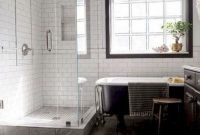 Comfy Farmhouse Wooden Bathroom Design Ideas 38