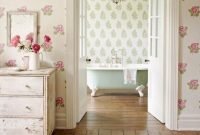 Comfy Farmhouse Wooden Bathroom Design Ideas 51