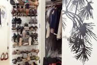 Minimalist Tiny Apartment Shoe Storage Design Ideas 25