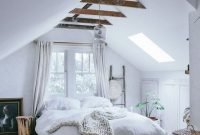 Relaxing Small Loft Bedroom Designs 05