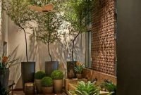 Stunning Small Patio Garden Decorating Ideas 41