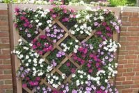Stunning Small Patio Garden Decorating Ideas 44
