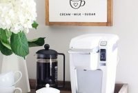 Wonderful Apartment Coffee Bar Cart Ideas 26