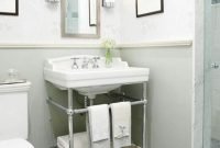 Elegant Bathroom Makeovers Ideas For Small Space 10