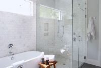 Elegant Bathroom Makeovers Ideas For Small Space 12