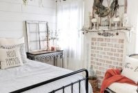 Elegant Farmhouse Decor Ideas For Bedroom 07