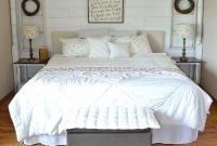 Elegant Farmhouse Decor Ideas For Bedroom 11