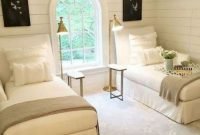 Elegant Farmhouse Decor Ideas For Bedroom 23