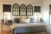 Elegant Farmhouse Decor Ideas For Bedroom 32