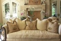 Impressive French Style Living Room Designs Ideas 14