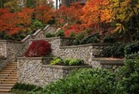 Incredible Autumn Decorating Ideas For Backyard 23