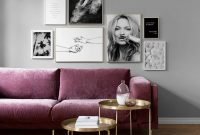 Popular Velvet Sofa Designs Ideas For Living Room 17
