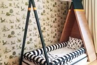 Striking Bed Design Ideas For Bedroom 31