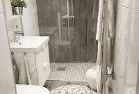 Unusual Small Bathroom Design Ideas 30