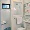 Unusual Small Bathroom Design Ideas 43