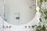 Cozy Small Bathroom Ideas With Wooden Decor 15