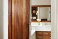 Cozy Small Bathroom Ideas With Wooden Decor 29