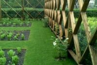 Cute Garden Fences Walls Ideas 14