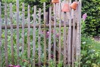 Cute Garden Fences Walls Ideas 37
