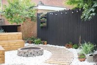 Cute Garden Fences Walls Ideas 42