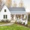 Fabulous White Farmhouse Design Ideas 28