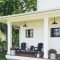 Fascinating Farmhouse Porch Decor Ideas 32