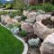 Gorgeous Front Yard Retaining Wall Ideas For Front House 22