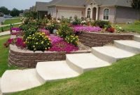 Gorgeous Front Yard Retaining Wall Ideas For Front House 27