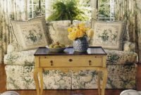 Impressive French Style Living Room Designs Ideas 48
