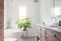 Popular Farmhouse Small Bathroom Decorating Ideas 35