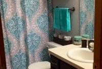 Popular Farmhouse Small Bathroom Decorating Ideas 36