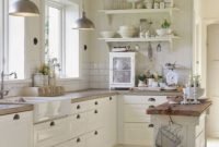 Popular Small Farmhouse Design Ideas To Style Up Your Home 15