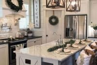 Popular Small Farmhouse Design Ideas To Style Up Your Home 44