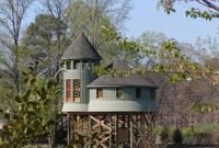 Captivating Treehouse Ideas For Children Playground 40