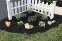 Newest Front Yard Landscaping Design Ideas To Try Now 45