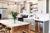Pretty Kitchen Design Ideas That You Can Try In Your Home 40