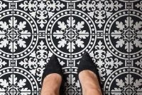 Unusual Diy Painted Tile Floor Ideas With Stencils That Anyone Can Do 36