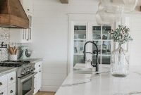 Unusual White Kitchen Design Ideas To Try 19