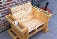 Casual Diy Pallet Furniture Ideas You Can Build By Yourself 38
